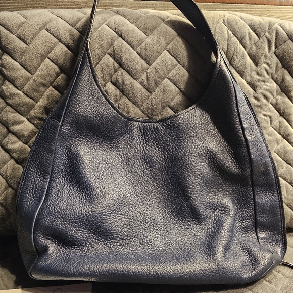 Authenticated Prada Expandable Zip Around Hobo Cervo Leather Navy Blue - Picture 2 of 16